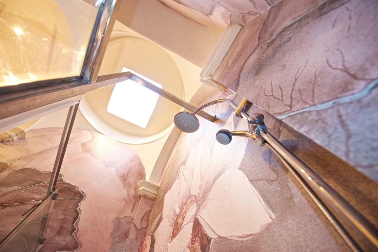 Liberi Mercanti - Guest House Affittacamere Lucca Rom bilde